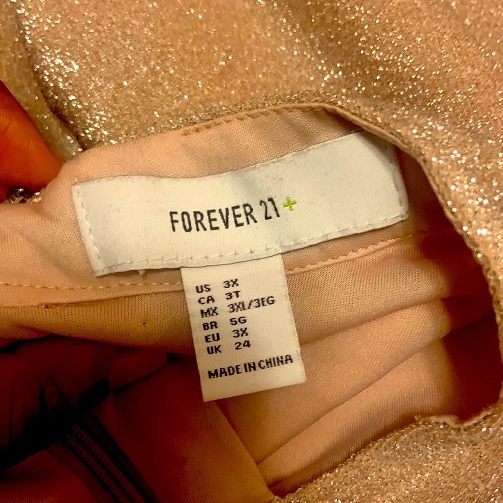 Forever 21 🤩, Plus Size- 3X, Rose Gold w/sparkles✨